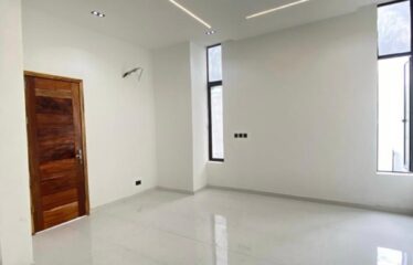 4 BEDROOM  SEMI DETACHED DUPLEX