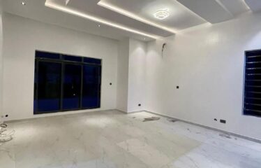 Luxurious 5 Bedroom Fully Detached with Bq