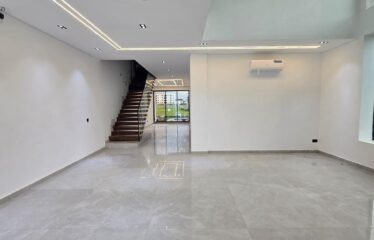 6 Bedroom Fully Detached Duplex with Bq, Swimming Pool and Cinema
