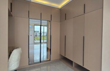 6 Bedroom Fully Detached Duplex with Bq, Swimming Pool and Cinema