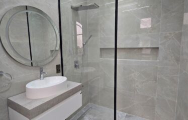 6 Bedroom Fully Detached Duplex with Bq, Swimming Pool and Cinema