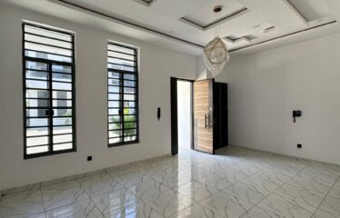 4bedroom fully detached with an ante room and bq