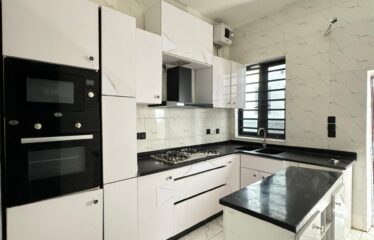 4bedroom fully detached with an ante room and bq