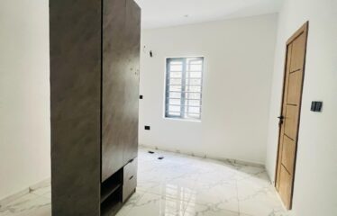 2/3 Bedroom Apartment plus Gym and Generator