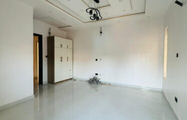 5 Bedroom Fully Detached Duplex plus Bq  with range of features
