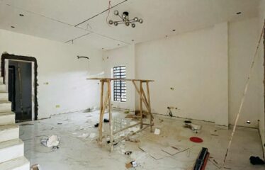 3 Bedroom Apartment plus Bq in secured environment.