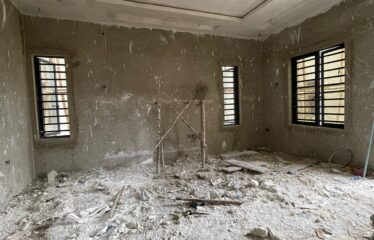 5 Bedroom Fully Detached Duplex plus Bq  with range of amenities