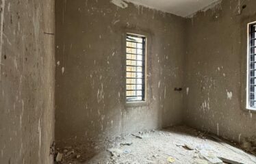 5 Bedroom Fully Detached Duplex plus Bq  with range of amenities