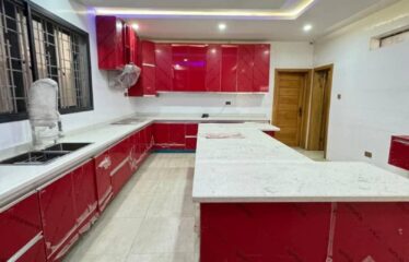 3 Bedroom Apartment in a well secured neighborhood