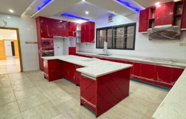 3 Bedroom Apartment in a well secured neighborhood