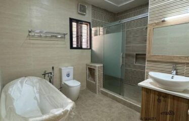 3 Bedroom Apartment in a well secured neighborhood
