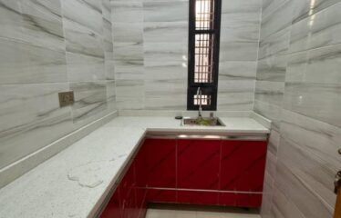 3 Bedroom Apartment in a well secured neighborhood