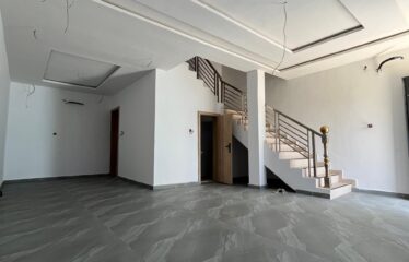 5 Bedroom Terrace Duplex Plus Bq in a haven estate.