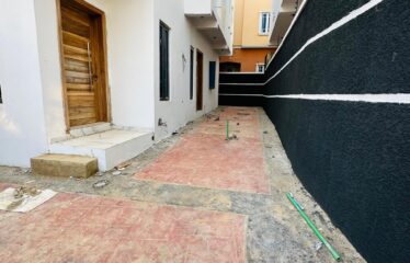 4 Bedroom Semi Detached Duplex in a top notch location.