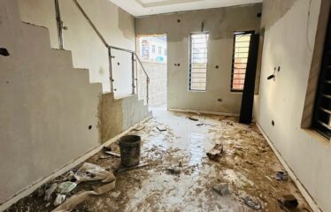 4 Bedroom Semi Detached Duplex in a top notch location.