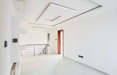 Magnificently Built 5 Bedroom Maisonettes plus Study Room & Bqð¡