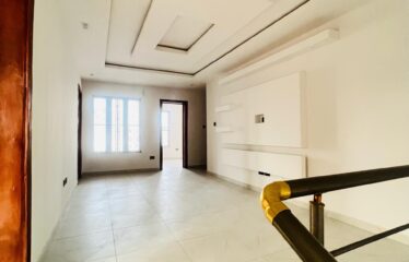 Magnificently Built 5 Bedroom Maisonettes plus Study Room & Bqð¡