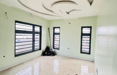 For Sale: Sophisticated 5 Bedroom Fully Detached Duplex, Maryland Ikeja.