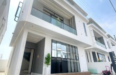 FULLY DETACHED DUPLEX WITH LUXURY INTERIOR, 24hrs ESTATE SECURITY AND BQ
