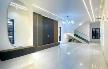 FULLY DETACHED DUPLEX WITH STAIRCASE MOTION SENSOR LIGHT, SWIMMING POOL, TV CONSOLES AND BQ