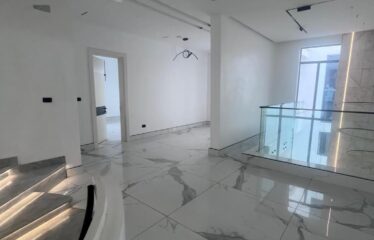 4 bedroom shortlet duplex in lekki(Ikota,Gra) for your movies, skits, contents, photo/video shoots etc