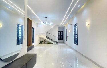 FULLY DETACHED DUPLEX WITH STAIRCASE MOTION SENSOR LIGHT, SWIMMING POOL, TV CONSOLES AND BQ