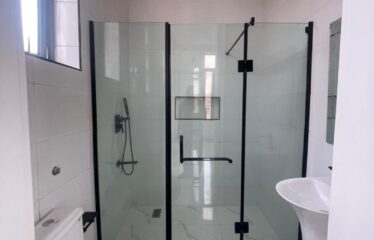 FULLY DETACHED DUPLEX WITH LUXURY INTERIOR, 24hrs ESTATE SECURITY, CINEMA, EQUIPPED GYM, OPEN TOP TERRACE, SWIMMING POOL AND BQ