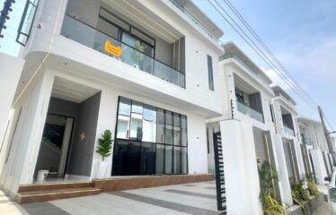 FULLY DETACHED DUPLEX WITH LUXURY INTERIOR, 24hrs ESTATE SECURITY AND BQ