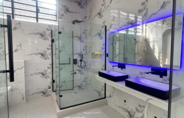 FULLY DETACHED DUPLEX WITH LUXURY INTERIOR, SWIMMING POOL, 24hrs ESTATE SECURITY AND BQ FOR SALE CHEVRON LEKKI