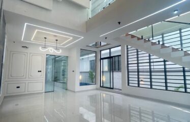 FULLY DETACHED DUPLEX WITH LUXURY INTERIOR, SWIMMING POOL, 24hrs ESTATE SECURITY AND BQ FOR SALE CHEVRON LEKKI