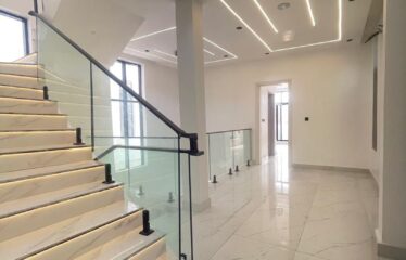 FULLY DETACHED DUPLEX WITH LUXURY INTERIOR, SWIMMING POOL, 24hrs ESTATE SECURITY AND BQ FOR SALE CHEVRON LEKKI