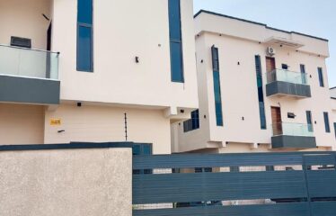 SEMI DETACHED DUPLEX WITH LUXURY INTERIOR, INVERTER AND BQ FOR SALE. CHEVRON LEKKI, LAGOS.
