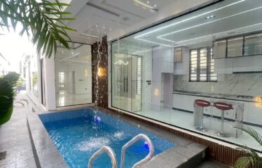 FULLY DETACHED DUPLEX WITH LUXURY INTERIOR, SWIMMING POOL, 24hrs ESTATE SECURITY AND BQ FOR SALE CHEVRON LEKKI