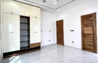 SEMI DETACHED DUPLEX WITH LUXURY INTERIOR, INVERTER AND BQ FOR SALE. CHEVRON LEKKI, LAGOS.