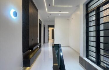 FULLY DETACHED DUPLEX WITH LUXURY INTERIOR FOR SALE, CHEVRON LEKKI.