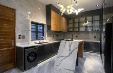 FULLY DETACHED DUPLEX WITH LUXURY INTERIOR FOR SALE, CHEVRON LEKKI