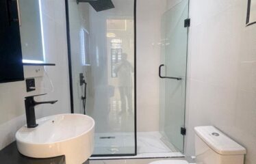 FULLY DETACHED DUPLEX WITH LUXURY INTERIOR, SWIMMING POOL, 24hrs ESTATE SECURITY AND BQ FOR SALE CHEVRON LEKKI