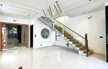 WELL BUILT SEMI DETACHED DUPLEX WITH BQ FOR SALE. IKOTA LEKKI, LAGOS