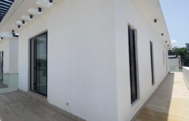 LUXURY WELL FINISHED FULLY DETACHED DUPLEX WITH SWIMMING POOL FOR SALE AT CHEVRON LEKKI LAGOS