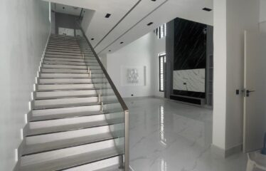 LUXURY WELL FINISHED FULLY DETACHED DUPLEX WITH SWIMMING POOL FOR SALE AT CHEVRON LEKKI LAGOS
