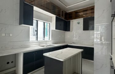FULLY DETACHED DUPLEX WITH SWIMMING POOL AND BQ FOR SALE, CHEVRON LEKKI