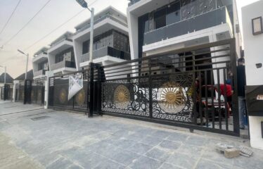 FULLY DETACHED DUPLEX WITH A SPACIOUS LIVING ROOM, SWIMMING POOL WITH CHANGING ROOM AND BQ