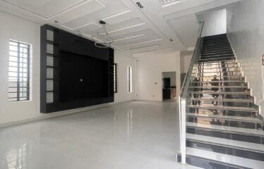 FULLY DETACHED DUPLEX WITH A SPACIOUS LIVING ROOM, SWIMMING POOL WITH CHANGING ROOM AND BQ