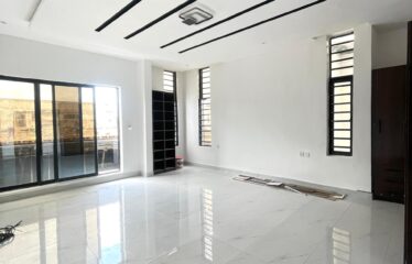 FULLY DETACHED DUPLEX WITH BQ 4 BED, 4 BATH, FOR SALE AT CHEVRON