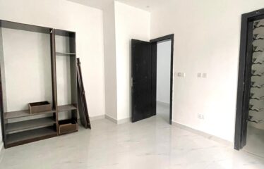 FULLY DETACHED DUPLEX WITH BQ 4 BED, 4 BATH, FOR SALE AT CHEVRON