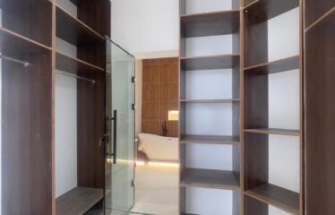 FULLY DETACHED DUPLEX WITH A SPACIOUS LIVING ROOM, SWIMMING POOL, TV CONSOLE AND BQ